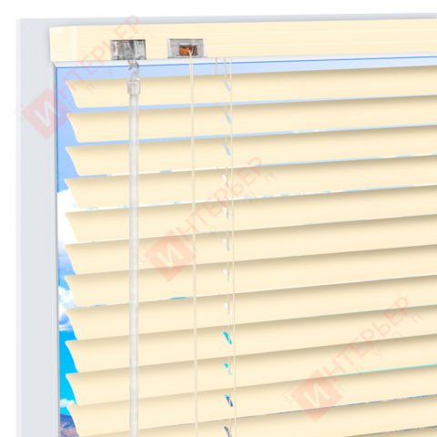 Горизонтальные алюминиевые жалюзи на пластиковые окна - цвет светлая слоновая кость