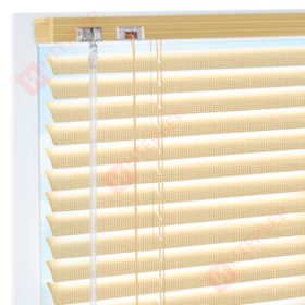 Горизонтальные перфорированные алюминиевые жалюзи на пластиковые окна - цвет перламутрово-золотой
