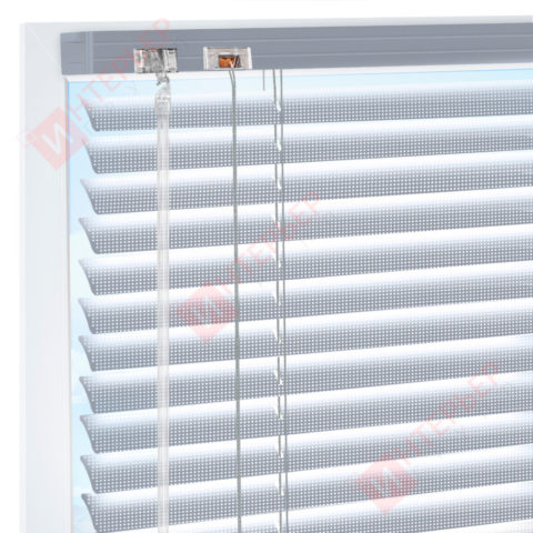 Горизонтальные перфорированные алюминиевые жалюзи на пластиковые окна - цвет серебристый металлик